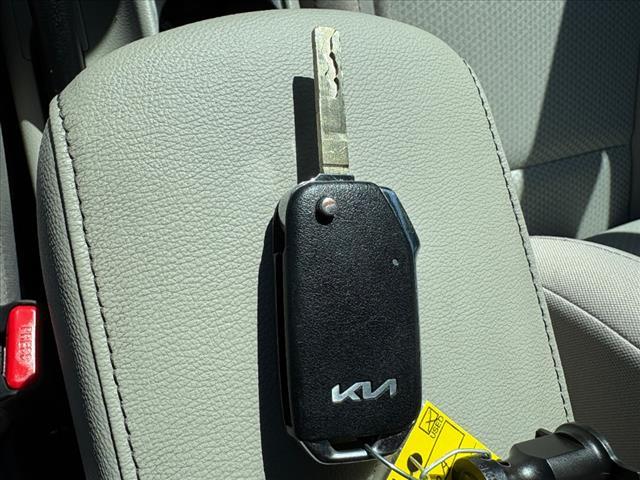 Photo of 2022 Snow White Pearl Kia Soul