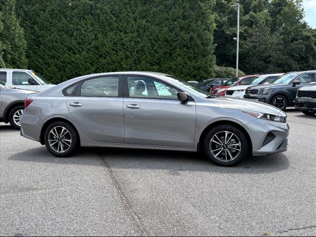 Photo of 2023 Steel Gray Kia Forte