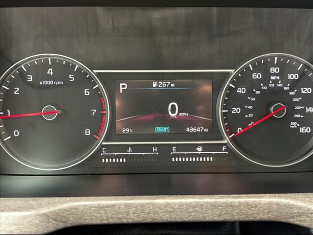 Photo of 2021 Gravity Grey Kia Sorento