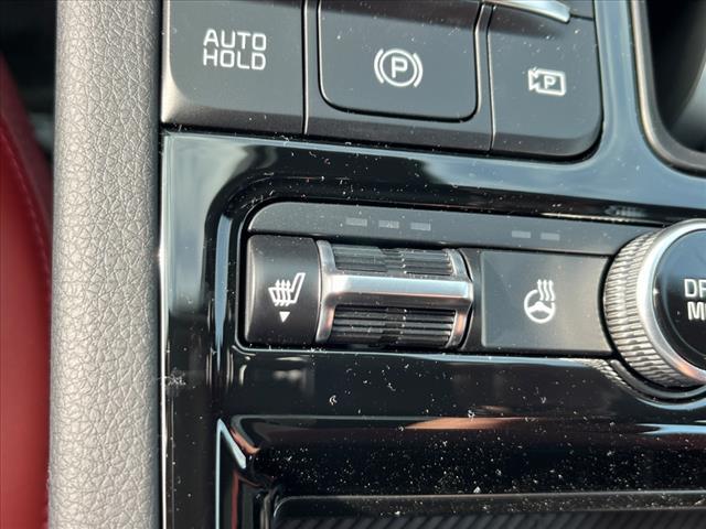 Photo of 2025 Snow White Pearl Kia K5