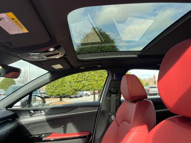 Photo of 2025 Snow White Pearl Kia K5