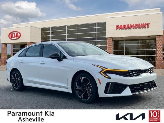 Photo of 2025 Snow White Pearl Kia K5