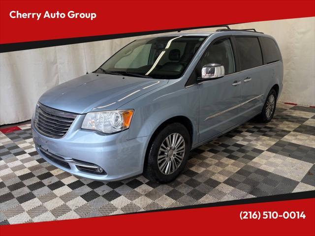 2013 Chrysler Town & Country