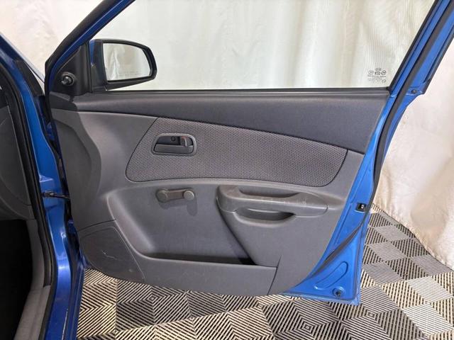 Photo of 2009 Sapphire Blue Kia Rio