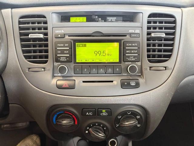 Photo of 2009 Sapphire Blue Kia Rio