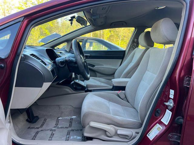 Photo of 2010 Burgundy Honda Civic