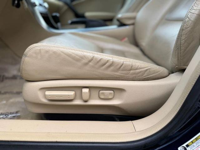 Photo of 2006 Black Acura TL