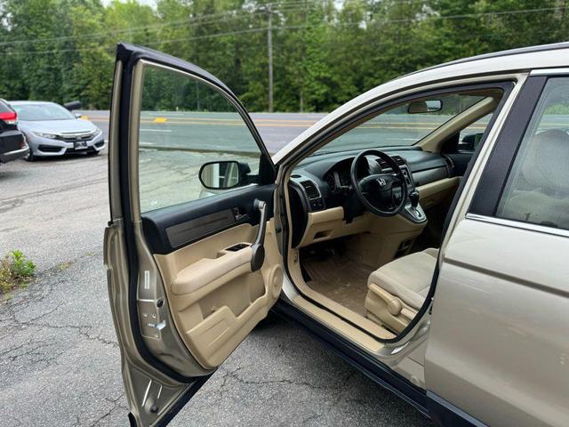 Photo of 2008 Gold Honda CR-V