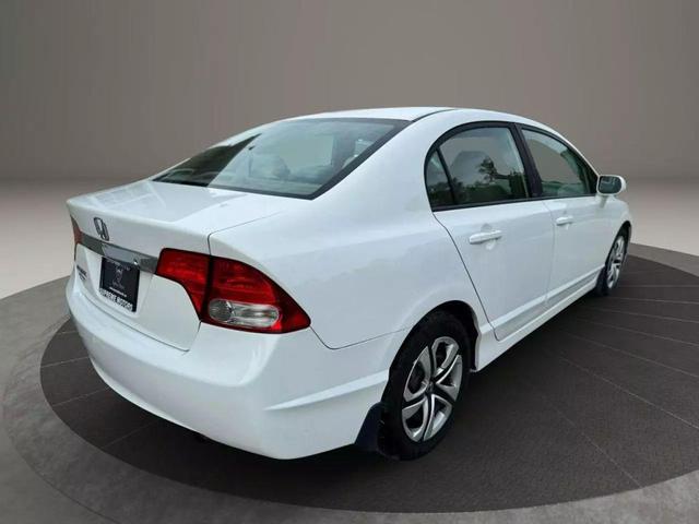 Photo of 2009 Taffeta White Honda Civic