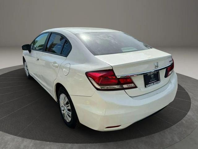 Photo of 2015 Taffeta White Honda Civic