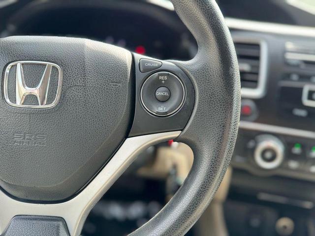 Photo of 2015 Taffeta White Honda Civic