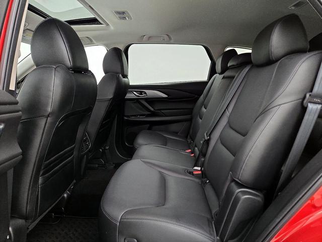Photo of 2022 Red Mazda CX-9