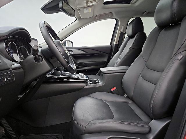 Photo of 2022 Red Mazda CX-9