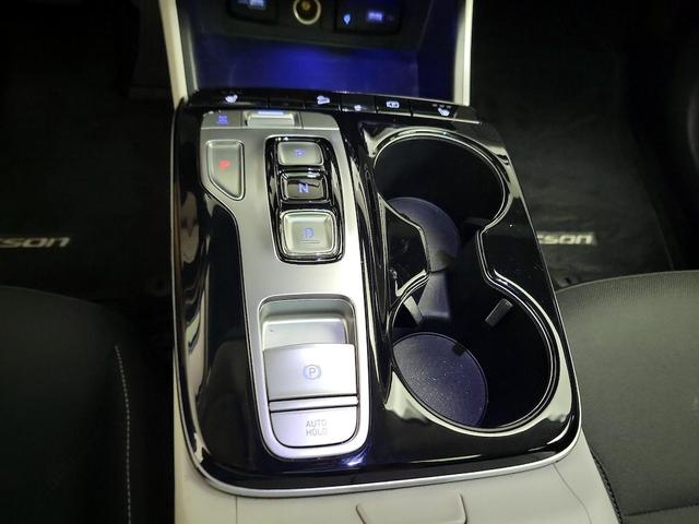 Photo of 2022 Gray Hyundai TUCSON Hybrid