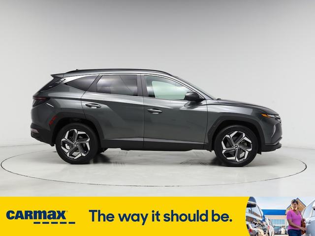 Photo of 2022 Gray Hyundai TUCSON Hybrid