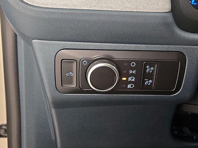 Photo of 2025 Tan Ford Maverick