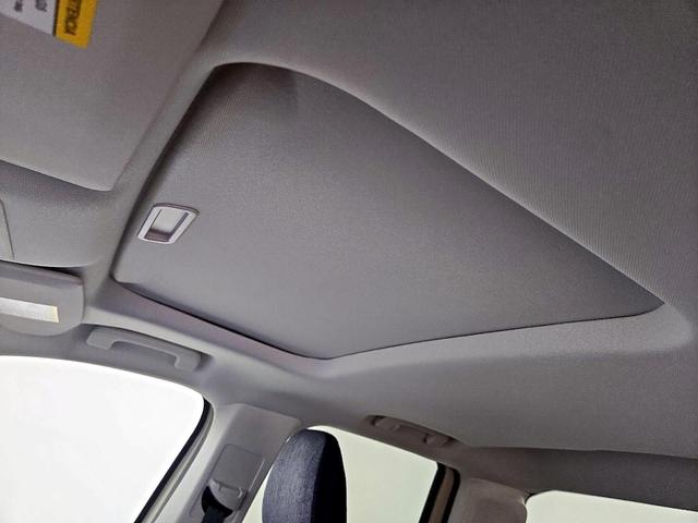 Photo of 2025 Tan Ford Maverick