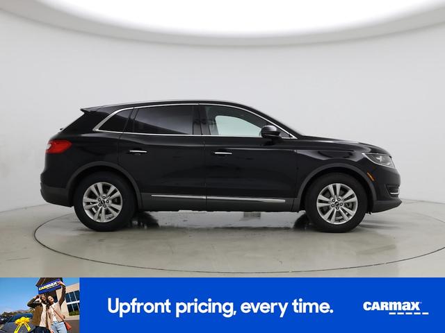 Photo of 2018 Black Lincoln MKX