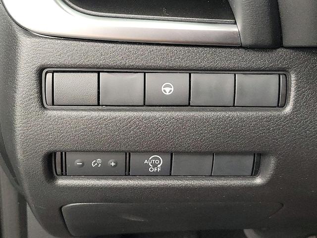 Photo of 2023 Black Nissan Rogue