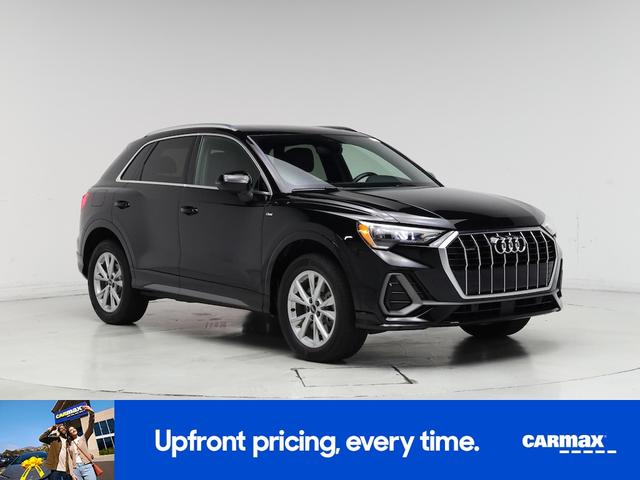 Photo of 2021 Black Audi Q3