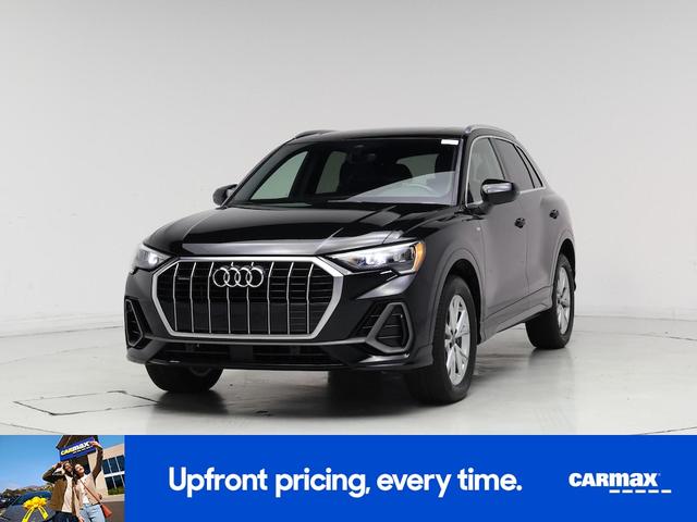 Photo of 2021 Black Audi Q3
