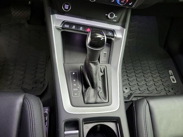 Photo of 2021 Black Audi Q3