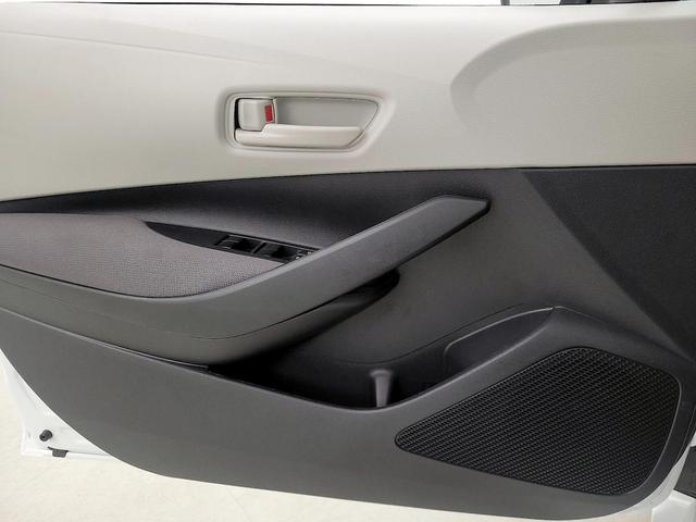 Photo of 2023 White Toyota Corolla