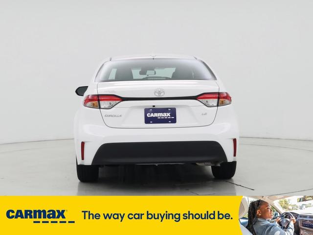Photo of 2023 White Toyota Corolla