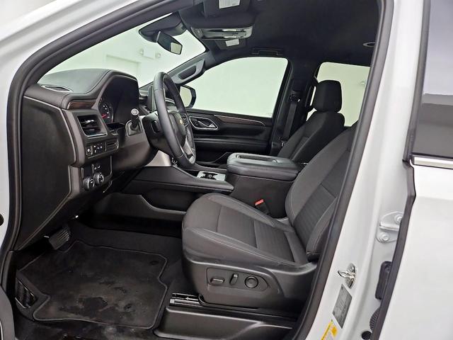 Photo of 2023 White Chevrolet Tahoe