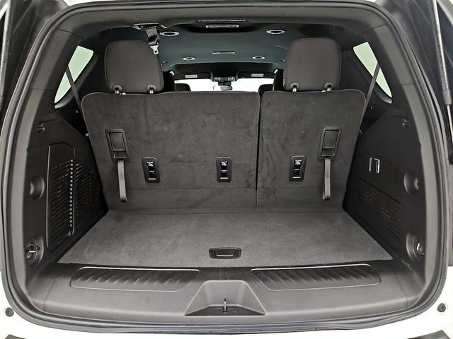 Photo of 2023 White Chevrolet Tahoe