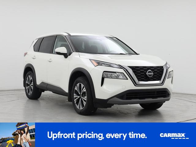 Photo of 2023 White Nissan Rogue