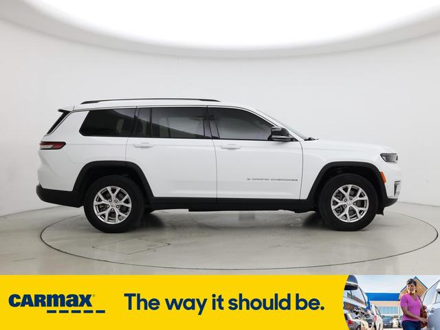 Photo of 2022 White Jeep Grand Cherokee L
