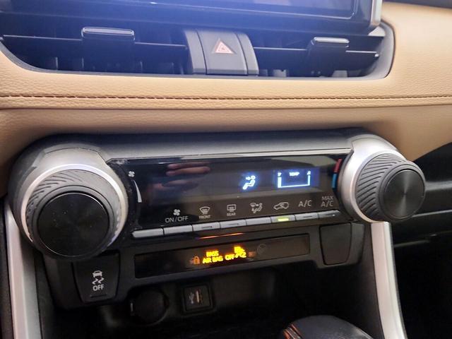 Photo of 2023 Black Toyota RAV4