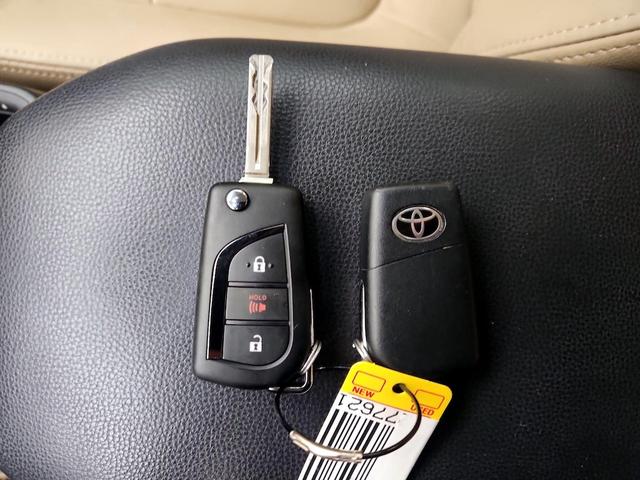 Photo of 2023 Black Toyota RAV4