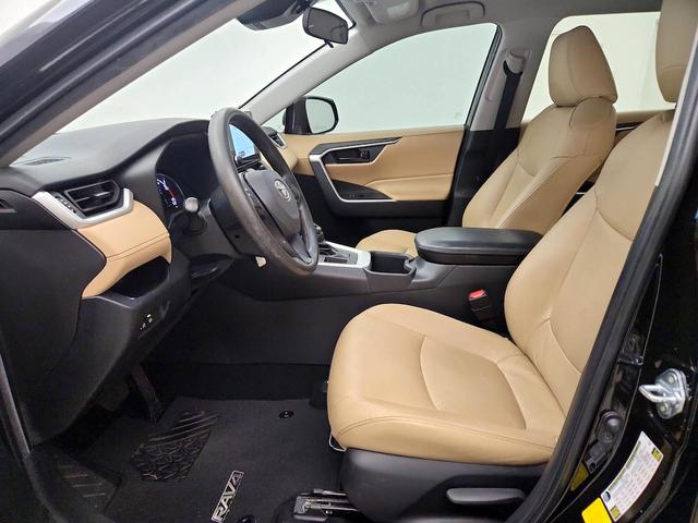 Photo of 2023 Black Toyota RAV4