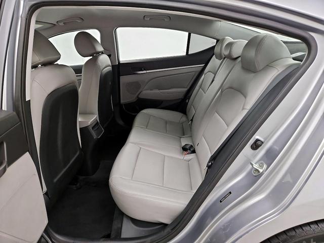 Photo of 2017 Gray Hyundai ELANTRA