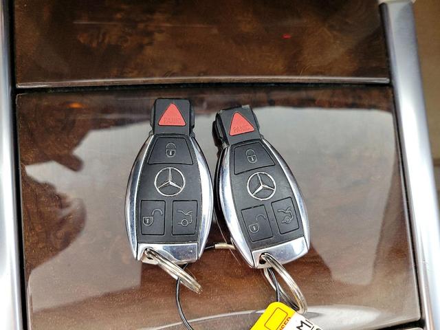 Photo of 2016 Black Mercedes-Benz E-Class
