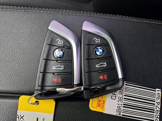 Photo of 2021 White BMW 530