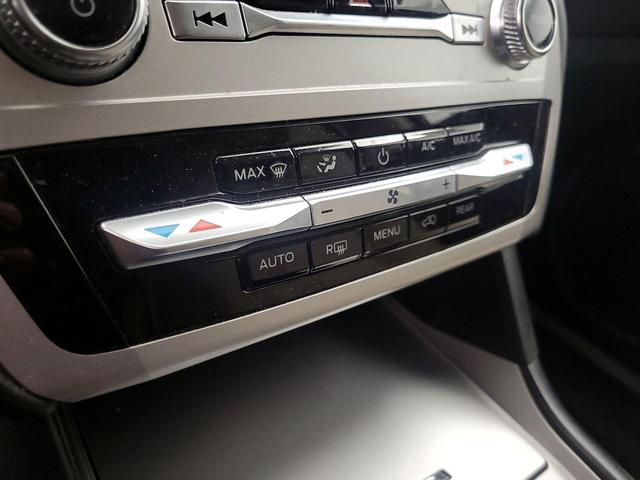 Photo of 2022 Silver Ford Explorer