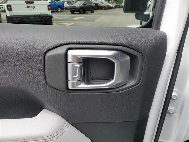 Photo of 2022 Bright White Clearcoat Jeep Wrangler Unlimited 4xe