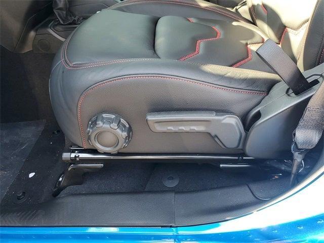 Photo of 2025 Hydro Blue Pearlcoat Jeep Gladiator