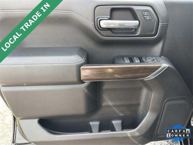 Photo of 2021 Black Chevrolet Silverado 1500