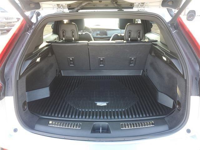 Photo of 2021 Radiant Silver Metallic Cadillac XT4