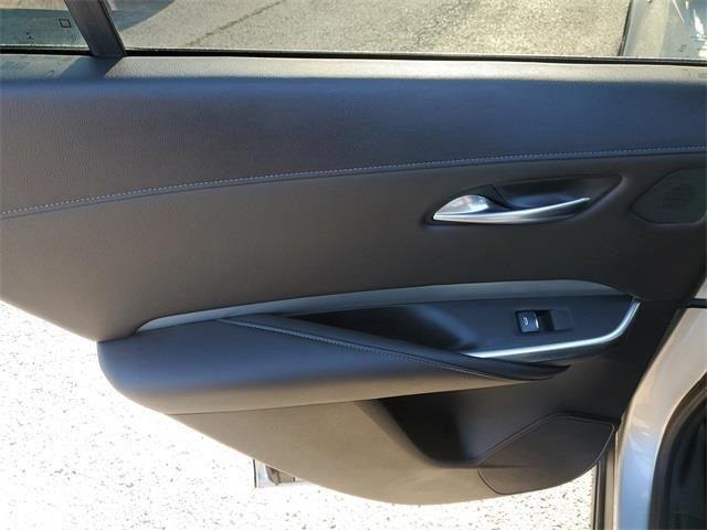 Photo of 2021 Radiant Silver Metallic Cadillac XT4