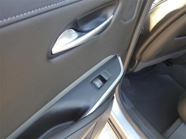 Photo of 2021 Radiant Silver Metallic Cadillac XT4