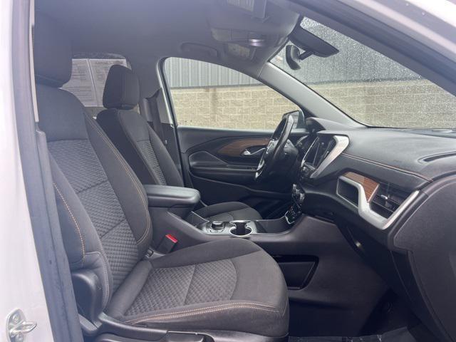 Photo of 2019 Summit White GMC Terrain