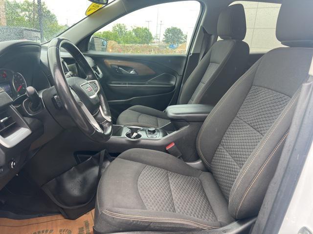 Photo of 2019 Summit White GMC Terrain