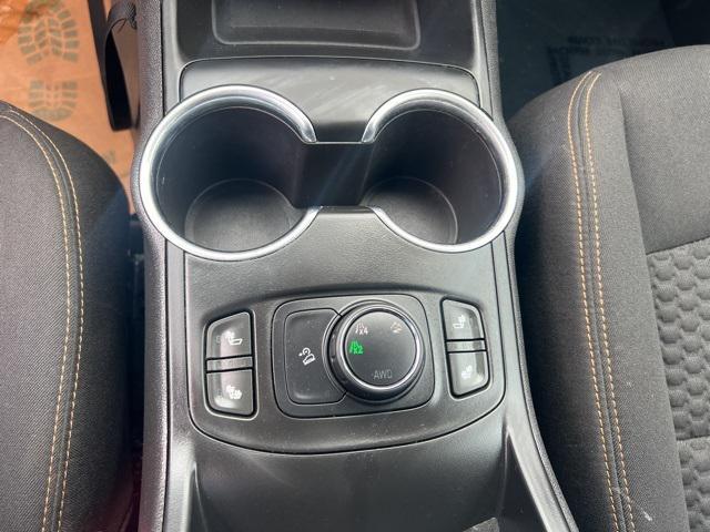 Photo of 2019 Summit White GMC Terrain