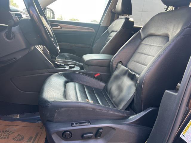 Photo of 2019 Deep Black Volkswagen Atlas
