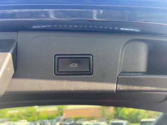 Photo of 2019 Deep Black Volkswagen Atlas